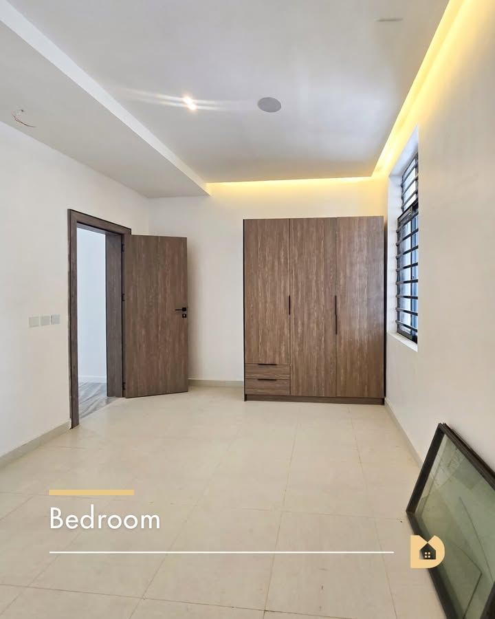 2 Bedroom Apartment – Osapa London