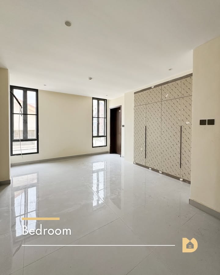 2 Bedroom Apartment – Lekki Phase 1