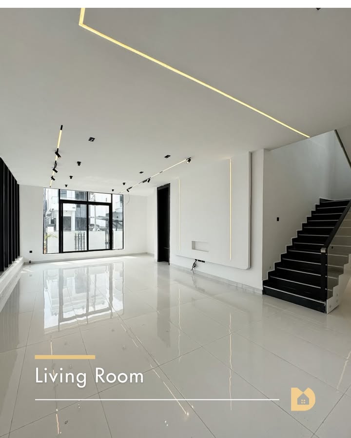 5 Bedroom Detached Duplex – Chevron