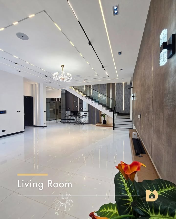 5 Bedroom Detached Duplex – Chevron