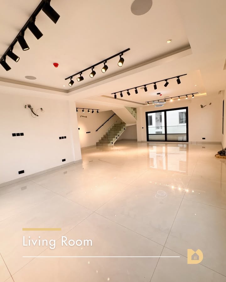 4 Bedroom Maisonette (5th-6th Floor, Street View) – Ikoyi