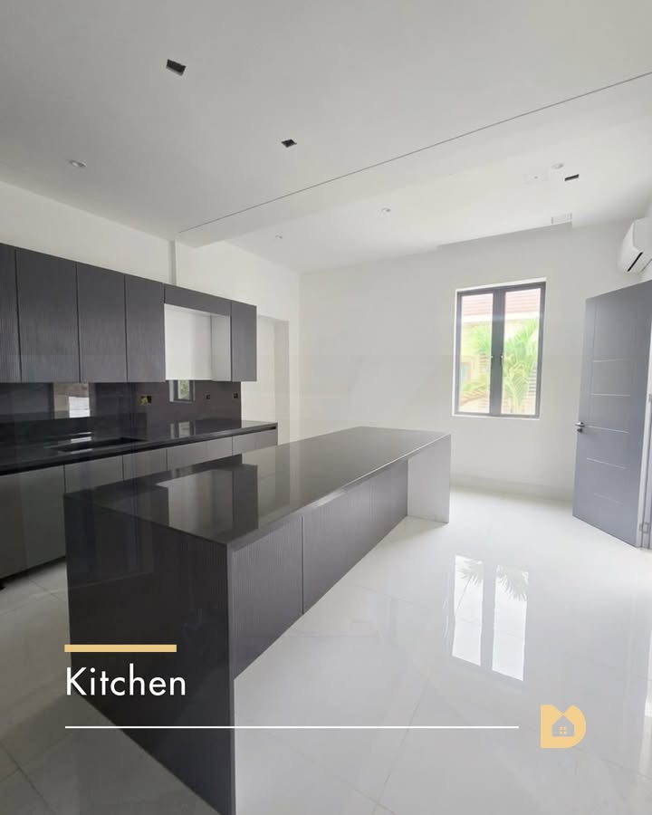 5 Bedroom Detached Duplex – Banana Island, Ikoyi
