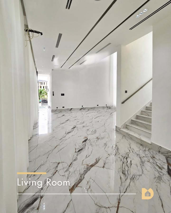 5 Bedroom Detached Duplex – Osapa London