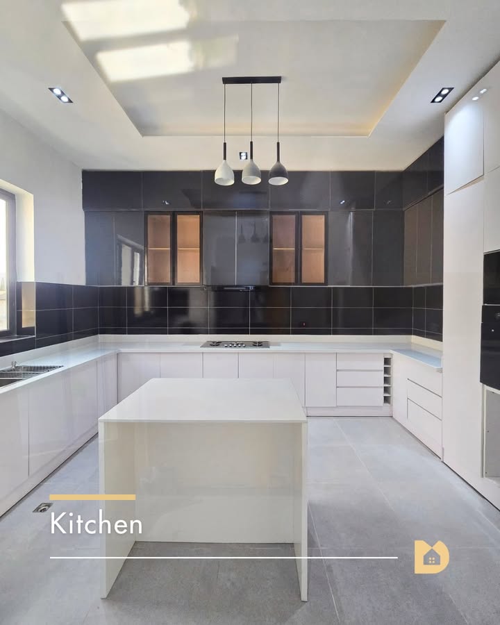 4 Bedroom Terraced Duplex – Lekki Phase 1