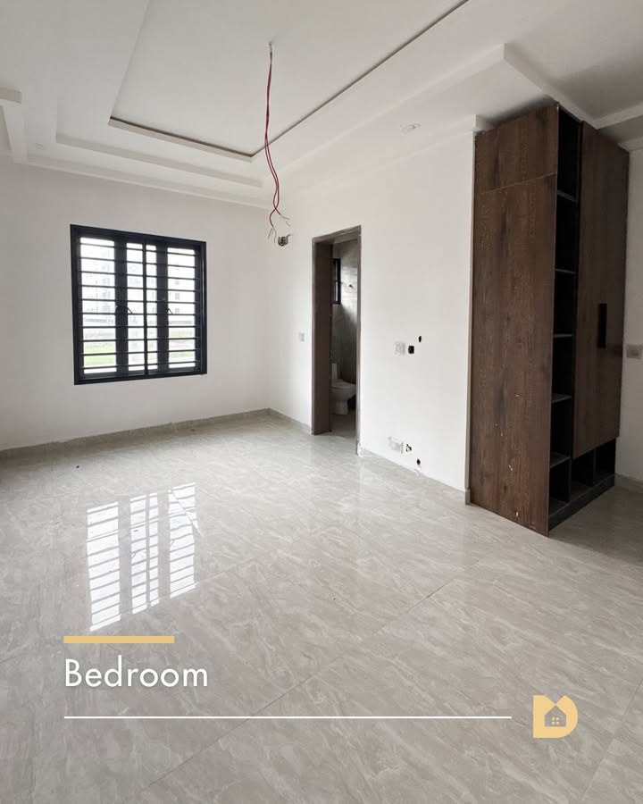 3 Bedroom Maisonette – Lekki Phase 1